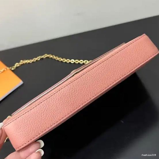 VUITTON LOUIS POCHETTE FÉLICIE 0430